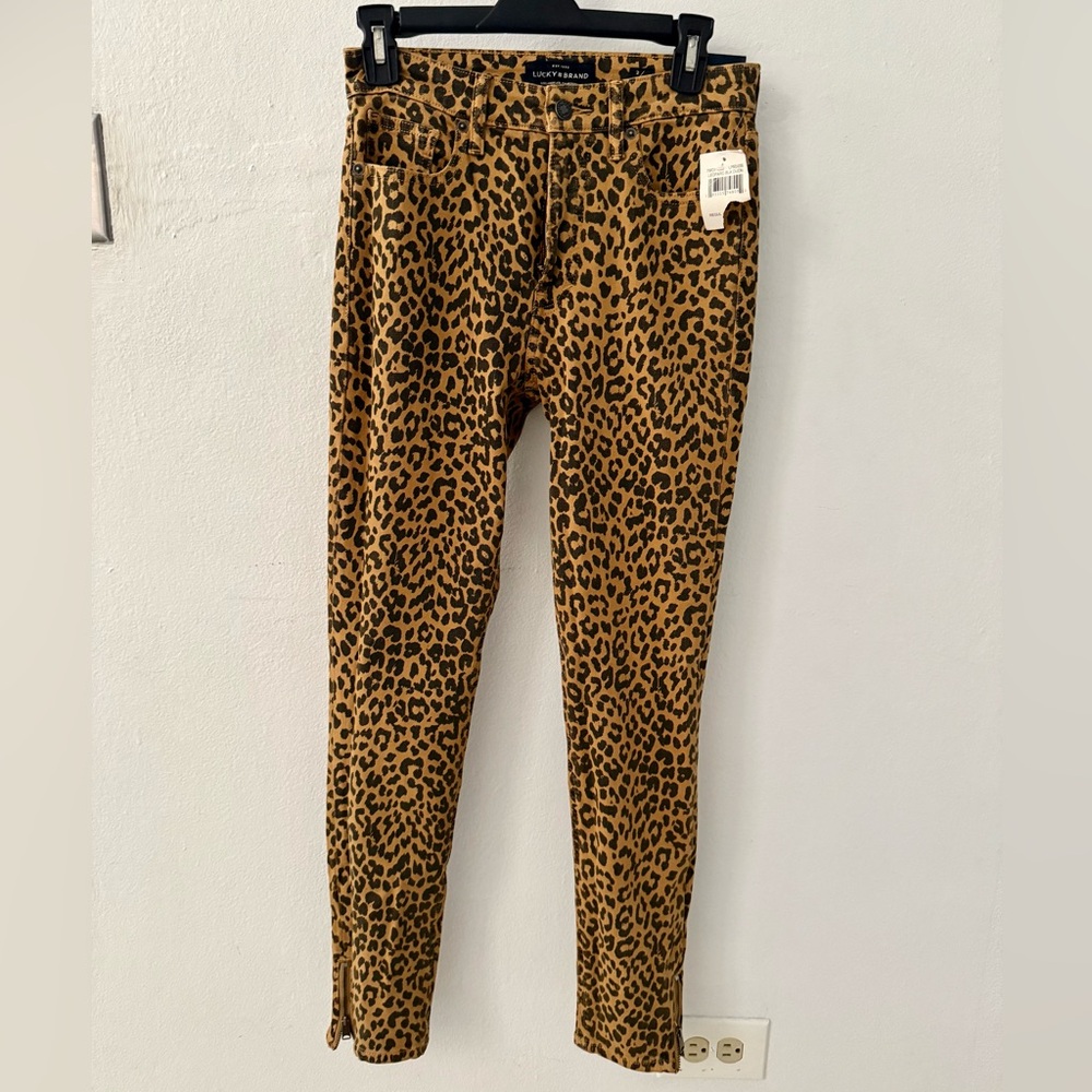 Lucky Brand Tan and Black Leopard/Cheetah Print Zipped Ankle High Rise Pants